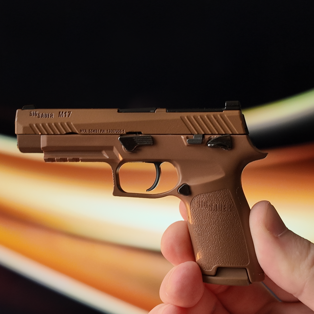 SIG M17 Model [PRE-ORDER 4/4]