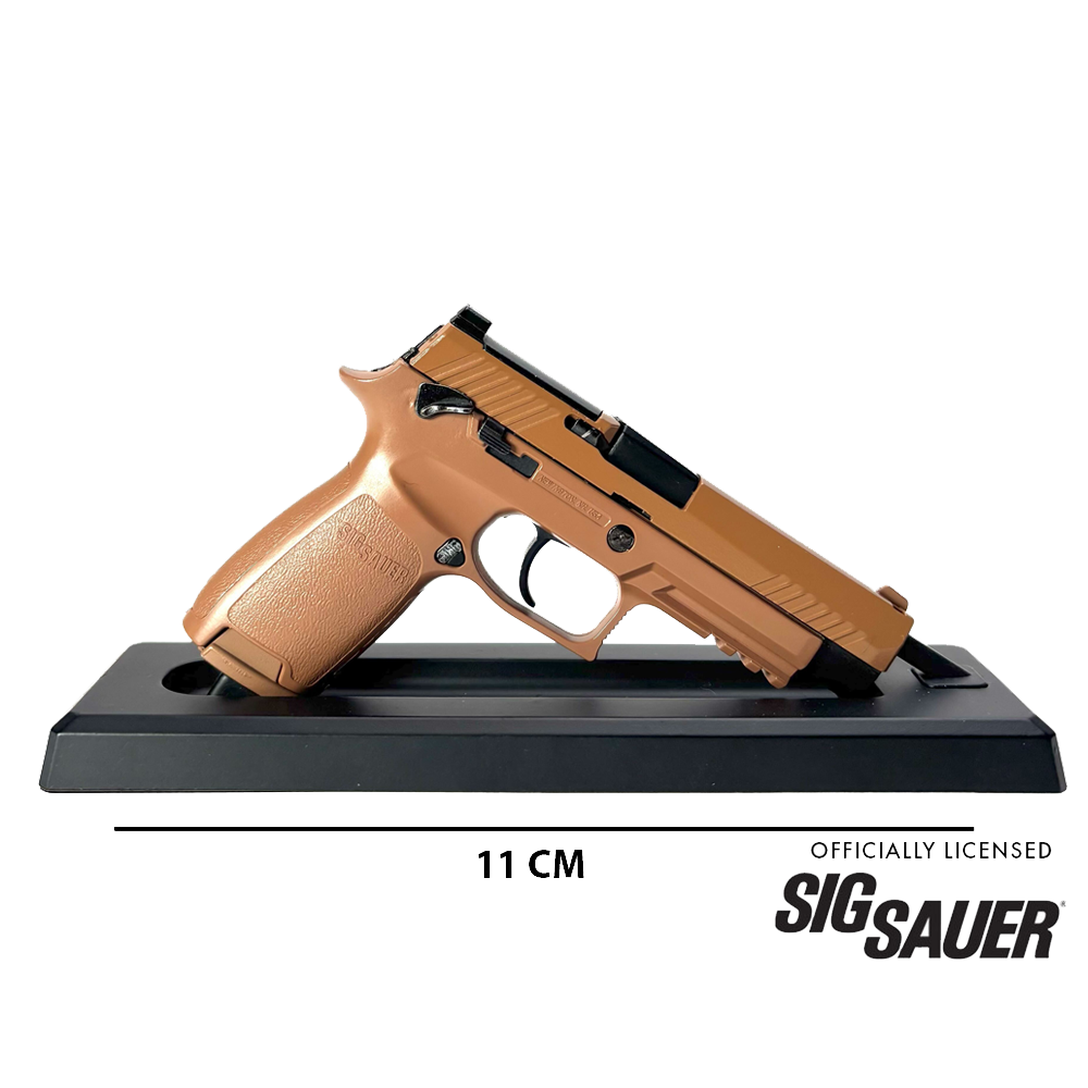 SIG M17 Model [PRE-ORDER]